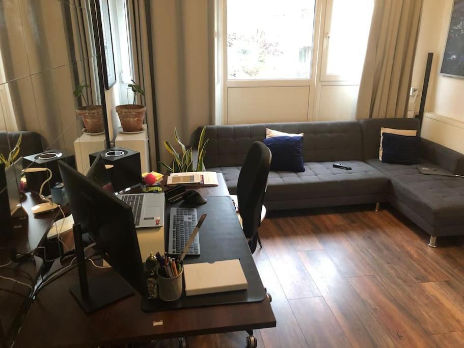 Modern 1 Bedroom Near Camden Appartamento